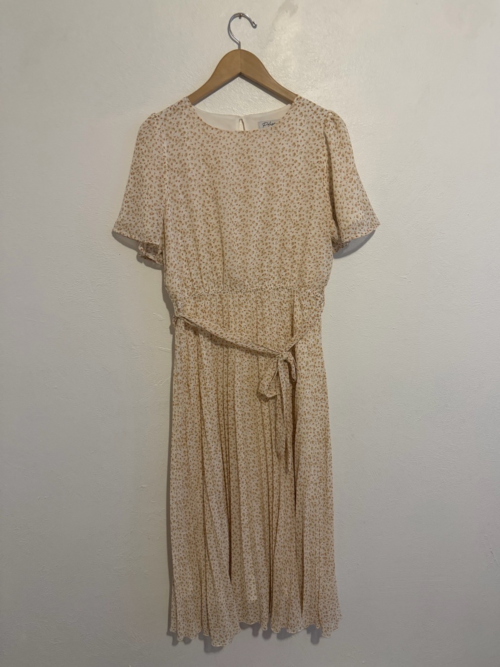 Women’s LARGE Polagram Light Beige Floral Tie-Waist Midi Dress